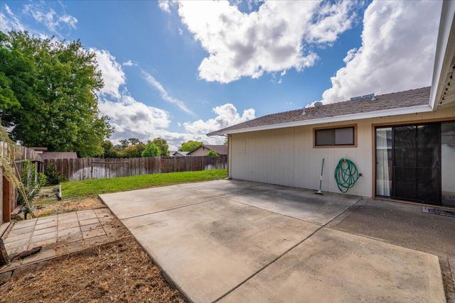 2420 Oriole Drive, Red Bluff, CA 96080