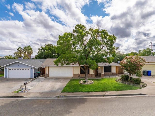 2420 Oriole Drive, Red Bluff, CA 96080