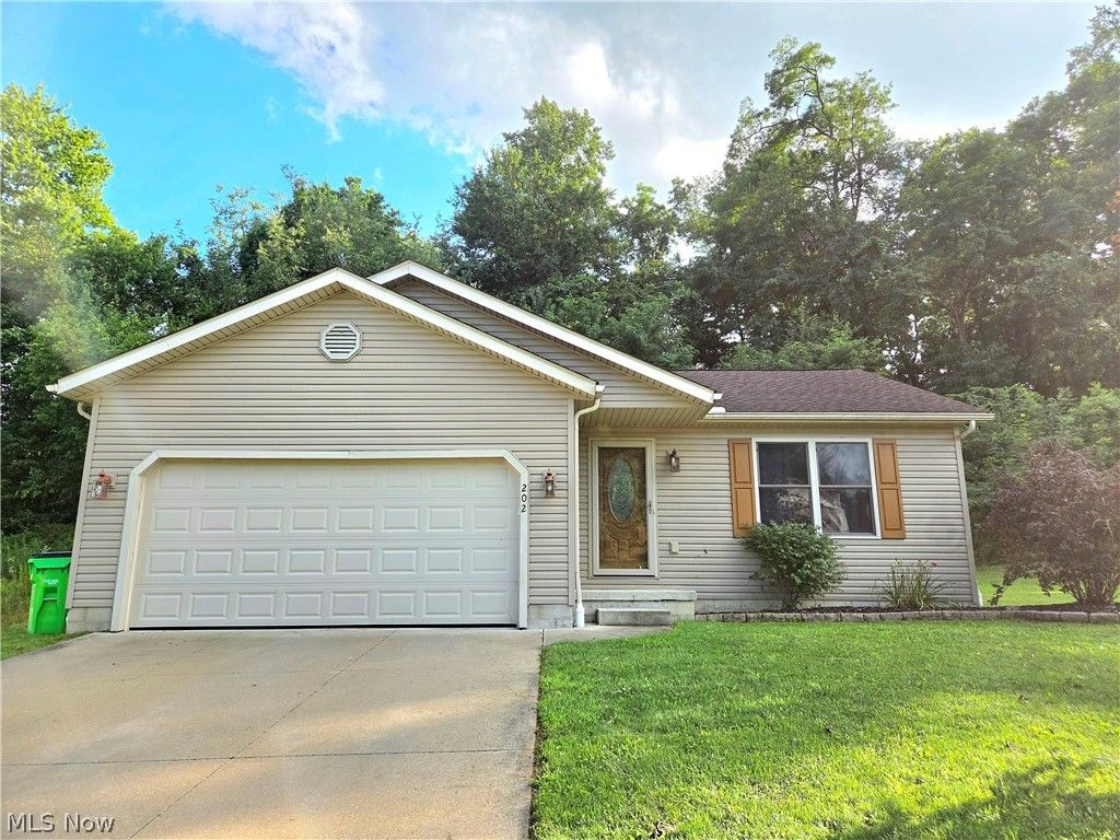 202 Home Street, Rittman, OH 44270