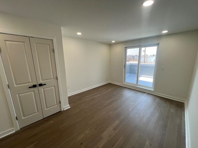 2250 N 2ND ST, Philadelphia, PA 19133