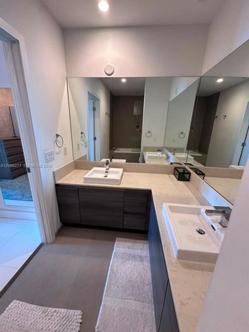 1080 Brickell Avenue 4202, Miami, FL 33131