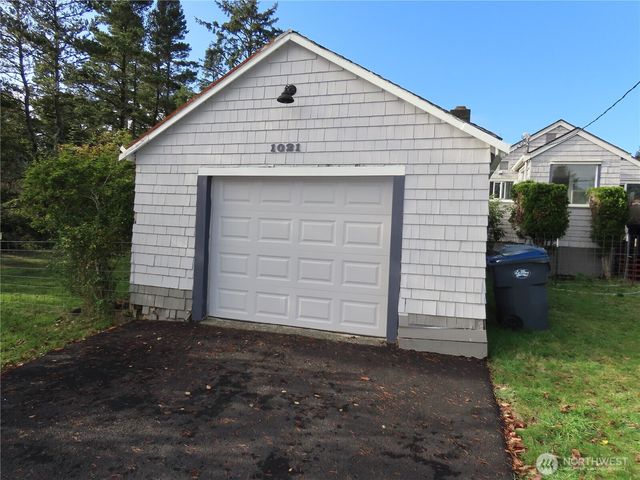 1021 S Forrest Street, Westport, WA 98595