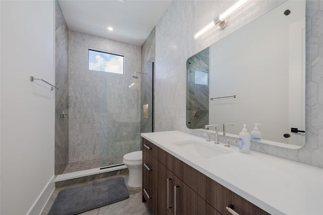 703 S BAY BOULEVARD, Anna Maria, FL 34216