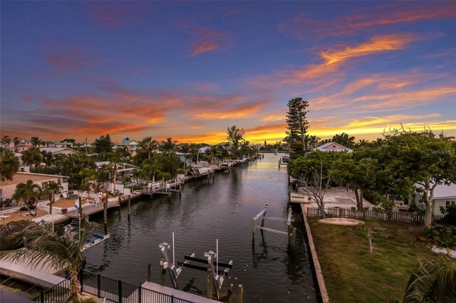 703 S BAY BOULEVARD, Anna Maria, FL 34216