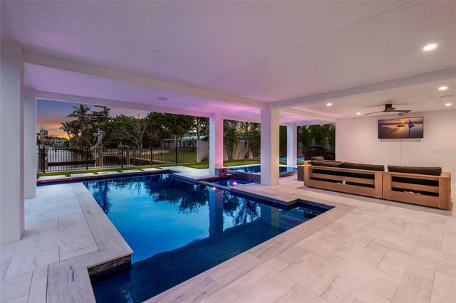 703 S BAY BOULEVARD, Anna Maria, FL 34216