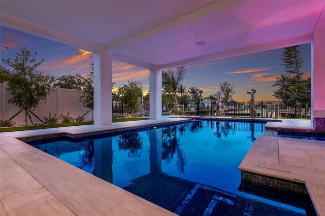 703 S BAY BOULEVARD, Anna Maria, FL 34216