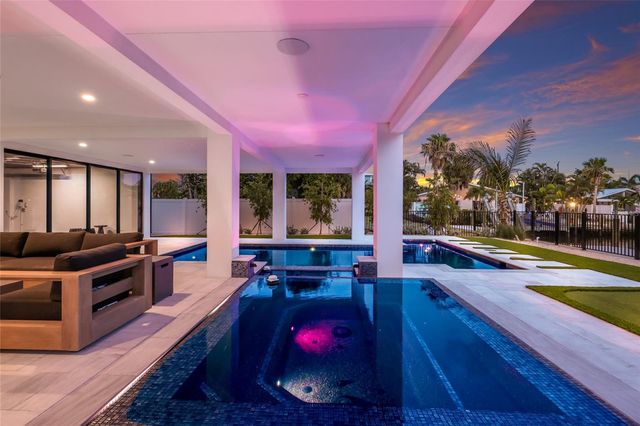 703 S BAY BOULEVARD, Anna Maria, FL 34216