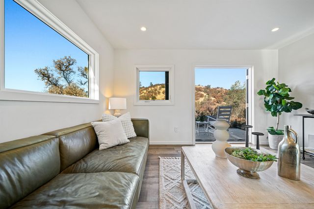 21000 Mines Rd., Livermore, CA 94550