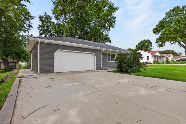 308 Gilbertville Road, Elk Run Heights, IA 50707