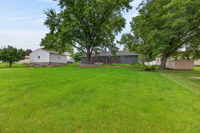 308 Gilbertville Road, Elk Run Heights, IA 50707