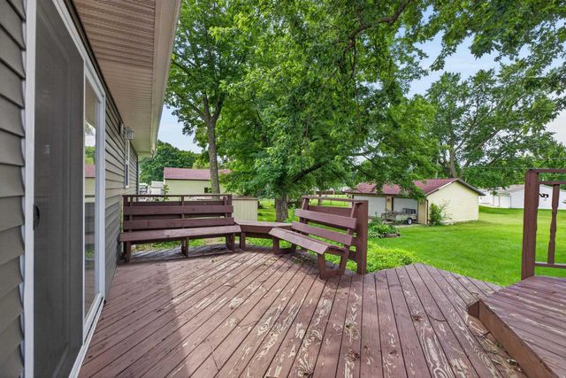 308 Gilbertville Road, Elk Run Heights, IA 50707