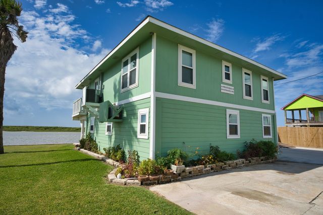 549 Private Road 675, Sargent, TX 77414