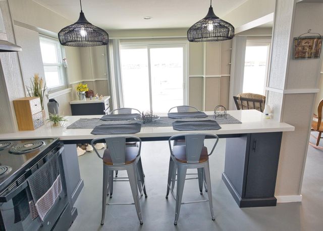 549 Private Road 675, Sargent, TX 77414