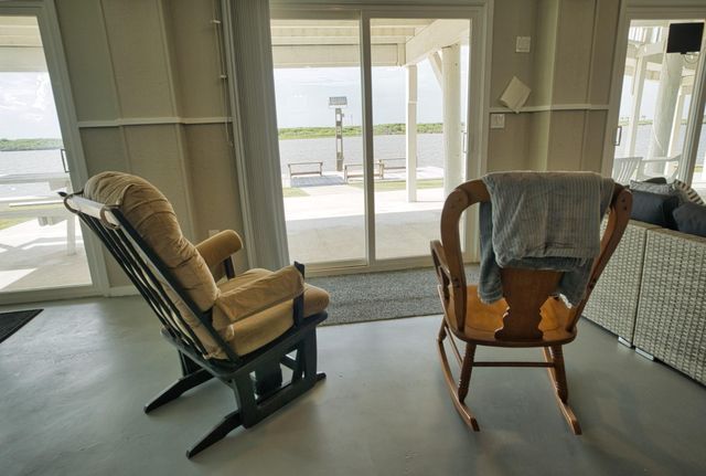 549 Private Road 675, Sargent, TX 77414