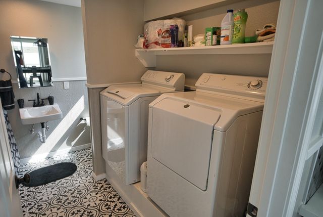 549 Private Road 675, Sargent, TX 77414