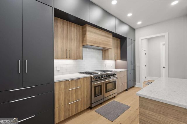 1895 Vintage Place, Watkinsville, GA 30677