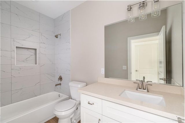 1025 N Clarence Avenue, Edinburg, TX 78541