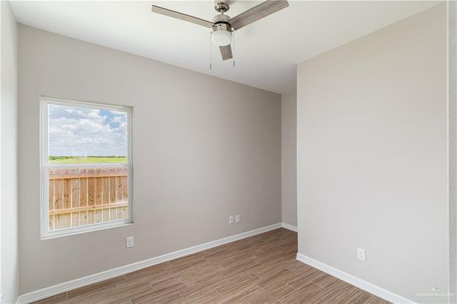 1025 N Clarence Avenue, Edinburg, TX 78541