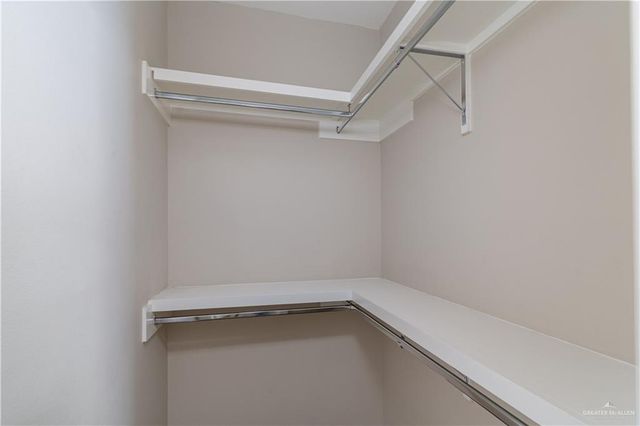 1025 N Clarence Avenue, Edinburg, TX 78541