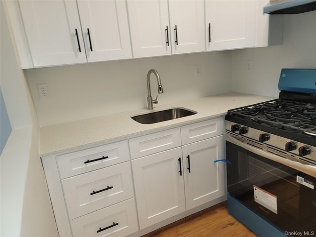 671 Bronx River Road 4N, Yonkers, NY 10704