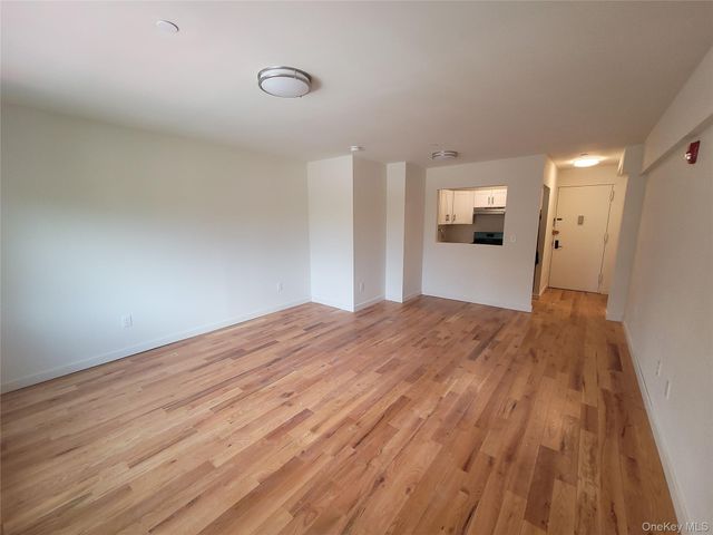 671 Bronx River Road 4N, Yonkers, NY 10704