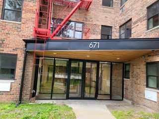 671 Bronx River Road 4N, Yonkers, NY 10704