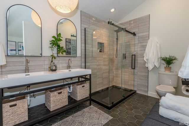 3331 N Ramble Road Court, Bloomington, IN 47408