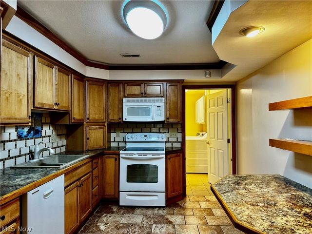 318 Millennium Drive, Tallmadge, OH 44278