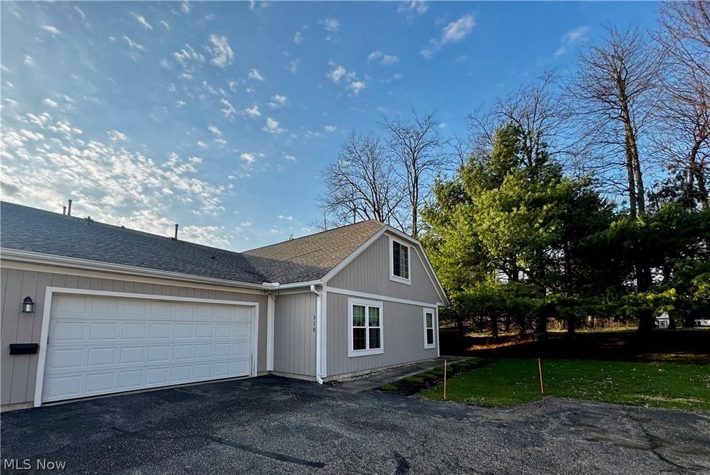 318 Millennium Drive, Tallmadge, OH 44278