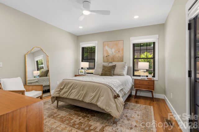710 Knollwood Drive, Hendersonville, NC 28791