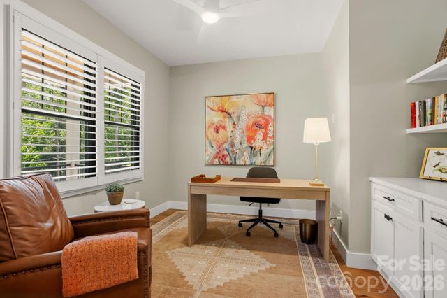 710 Knollwood Drive, Hendersonville, NC 28791