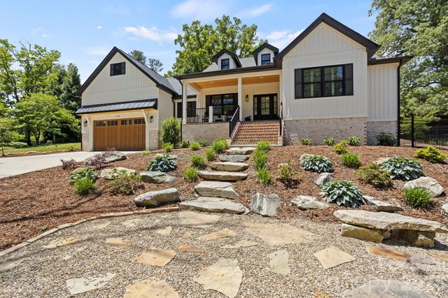 710 Knollwood Drive, Hendersonville, NC 28791