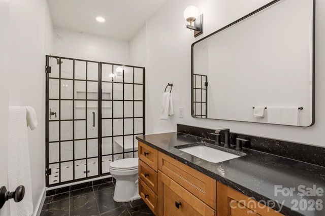 710 Knollwood Drive, Hendersonville, NC 28791