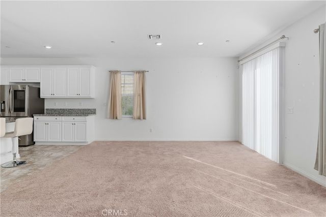 41024 Chambord Drive, Lake Elsinore, CA 92532