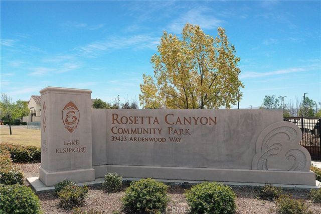 41024 Chambord Drive, Lake Elsinore, CA 92532