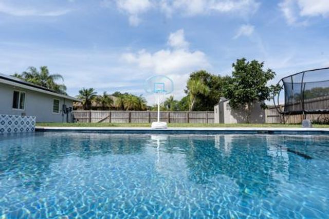 351 La Mancha Avenue, Royal Palm Beach, FL 33411