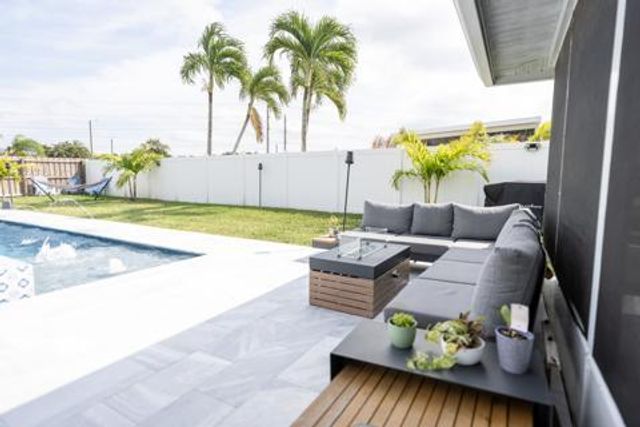 351 La Mancha Avenue, Royal Palm Beach, FL 33411