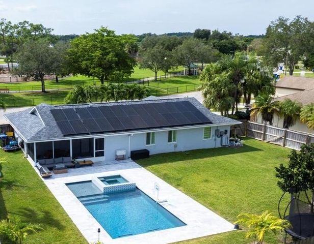 351 La Mancha Avenue, Royal Palm Beach, FL 33411