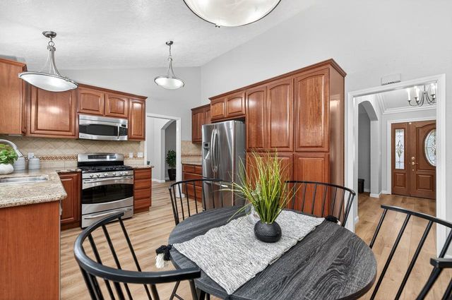 574 Cinnabar Dr, Livermore, CA 94550