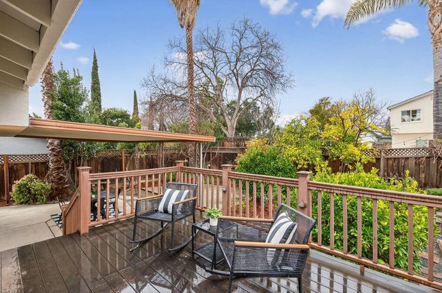 574 Cinnabar Dr, Livermore, CA 94550