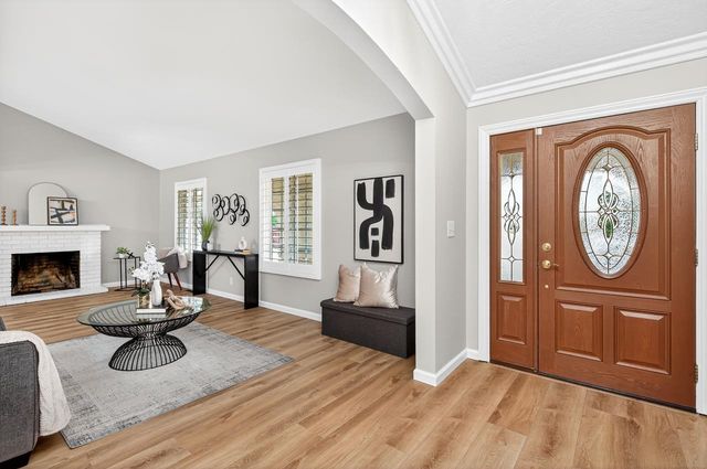 574 Cinnabar Dr, Livermore, CA 94550