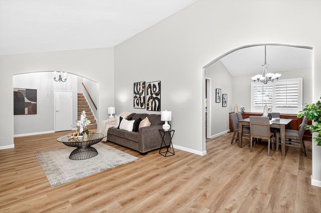 574 Cinnabar Dr, Livermore, CA 94550