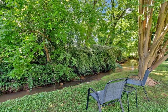 10 Shadow Lane, Cartersville, GA 30120