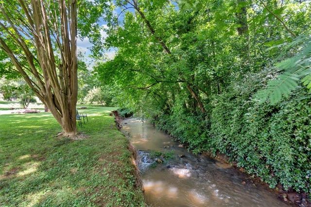 10 Shadow Lane, Cartersville, GA 30120
