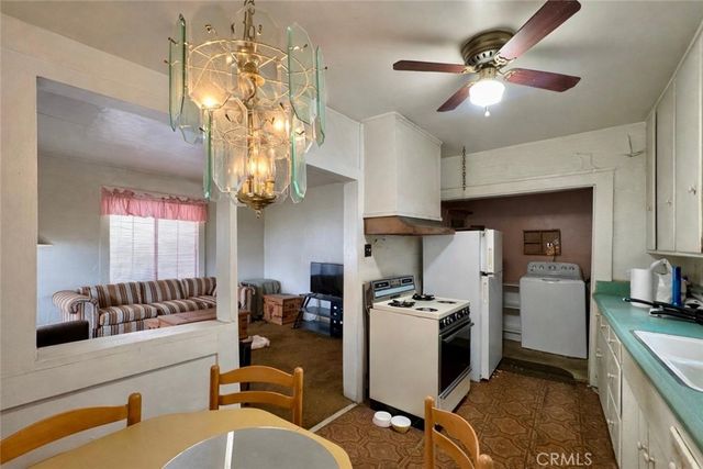 16813 Halldale, Gardena, CA 90247