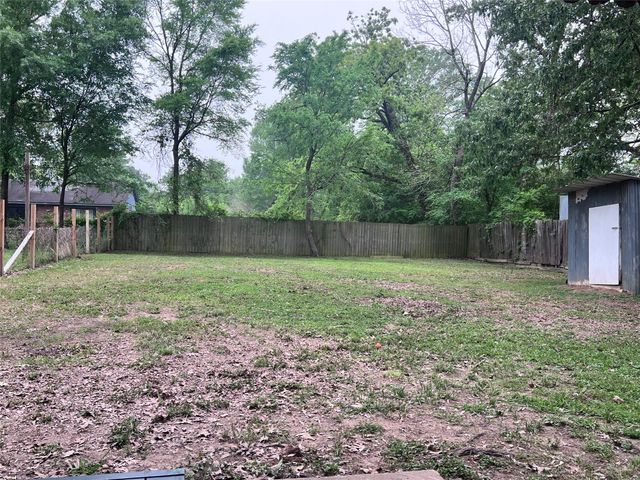 444 Stevens Lane, Livingston, TX 77351