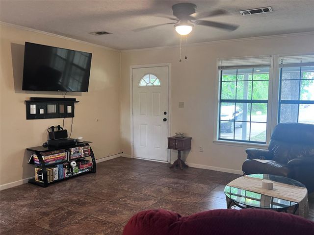 444 Stevens Lane, Livingston, TX 77351