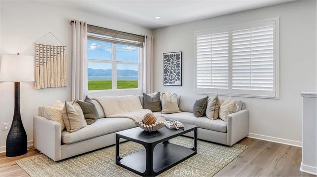 2642 E Hyde Paseo, Ontario, CA 91762