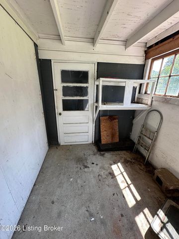 1504 Fairdale Rd, Louisville, KY 40118