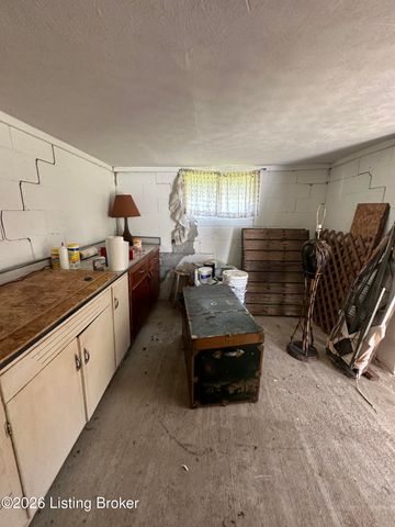 1504 Fairdale Rd, Louisville, KY 40118